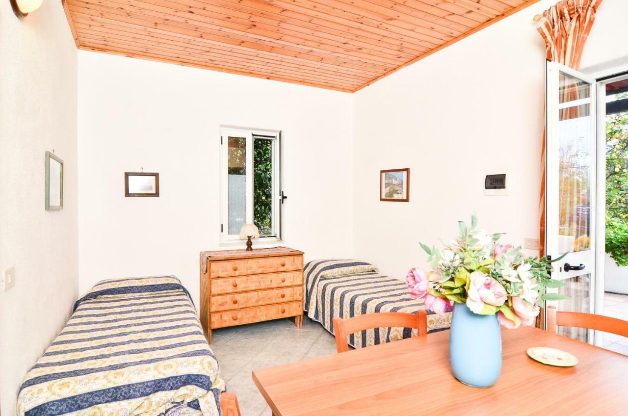 Residence Limoneto Ischia Forio  Bagian luar foto